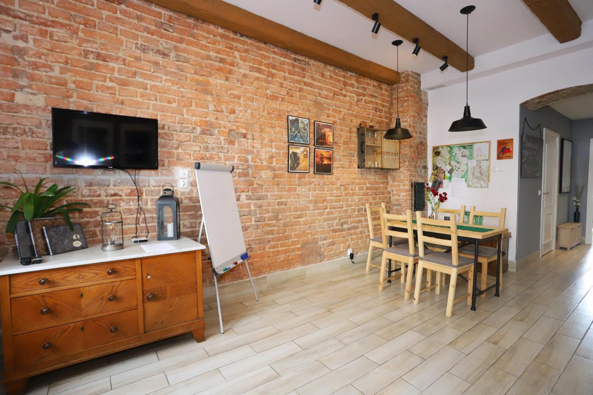 Apartament Gwarek Walbrzych Bagian luar foto
