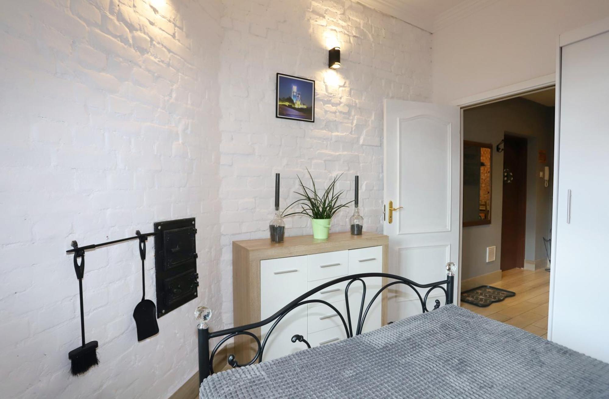 Apartament Gwarek Walbrzych Bagian luar foto